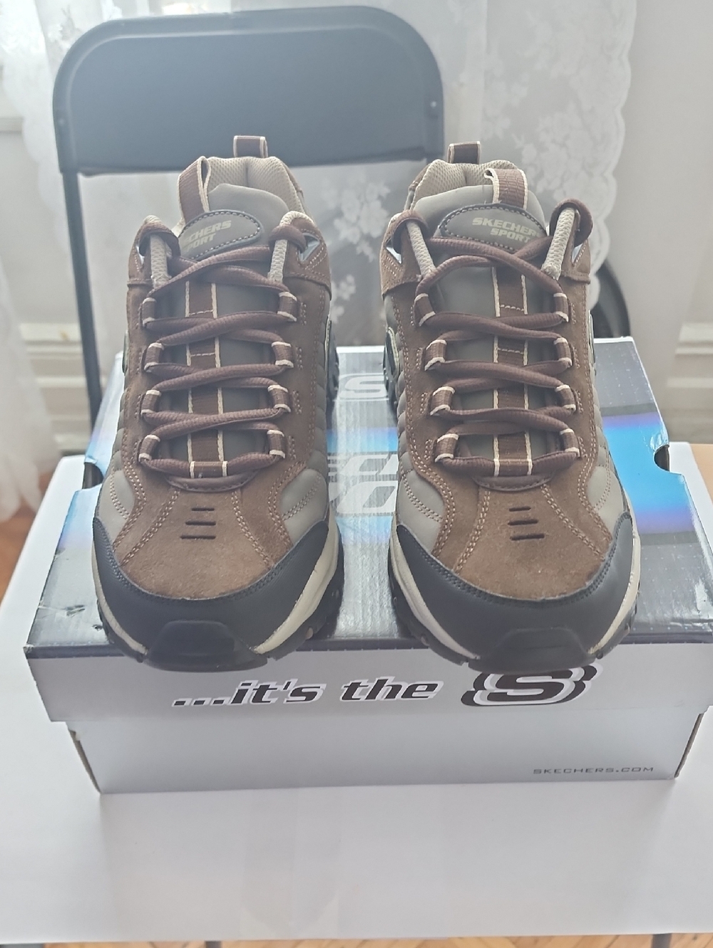 Skechers Men’s Brown Casual Lace-Up Sneakers